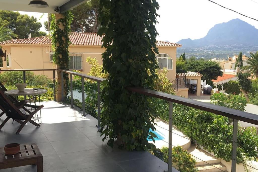 Villa In Albir 拉尔法斯德尔皮 外观 照片