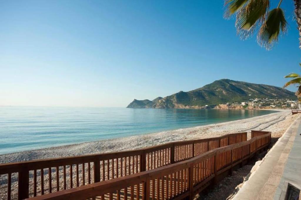 Villa In Albir 拉尔法斯德尔皮 外观 照片
